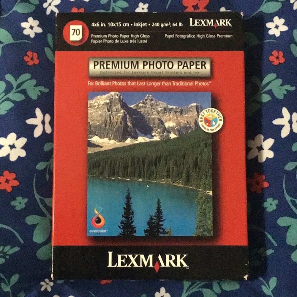 One unopened box Lexmark premium photo paper, 70 count 4 x 6